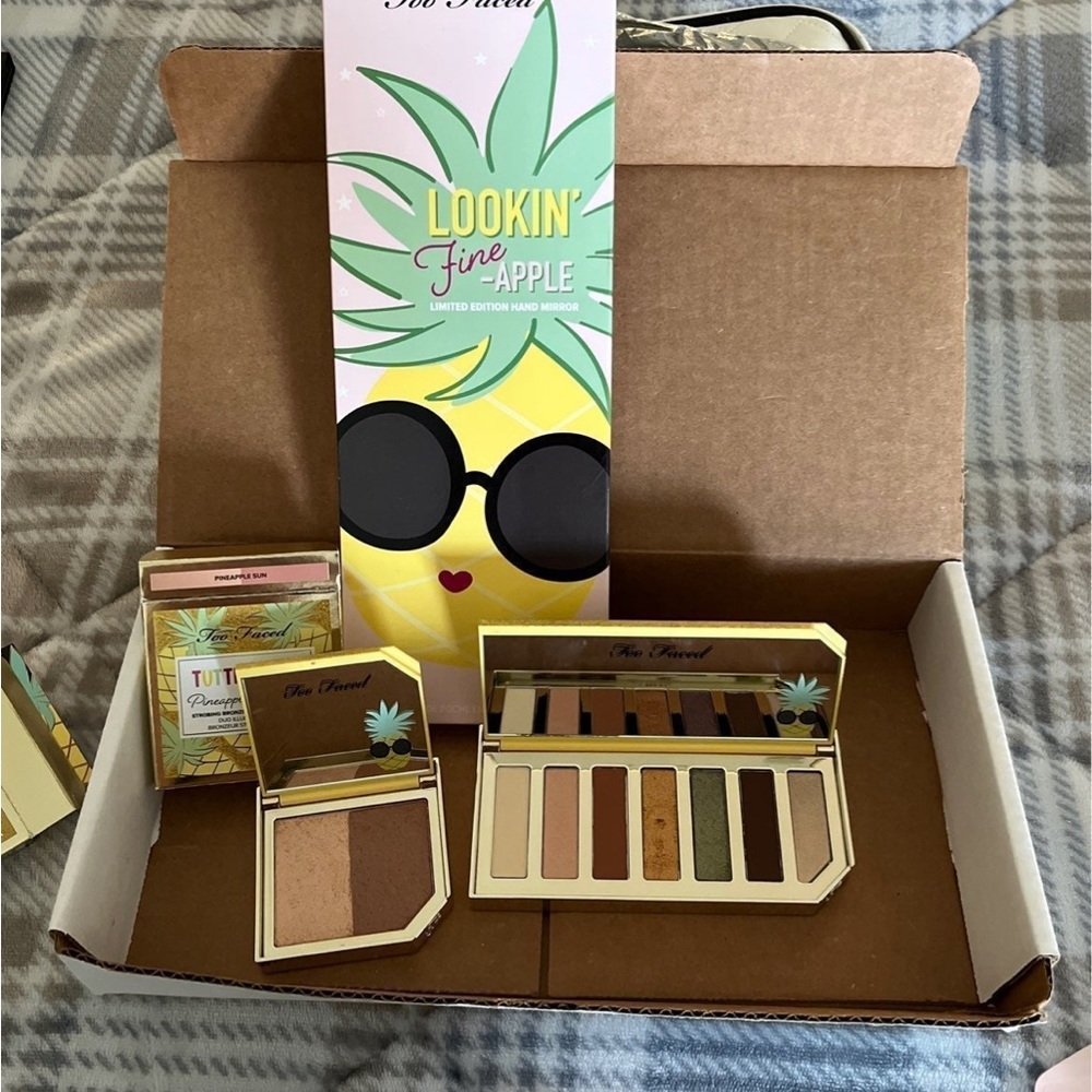 Too Faced TUTTI FRUITY PINEAPPLE PARADISE SET